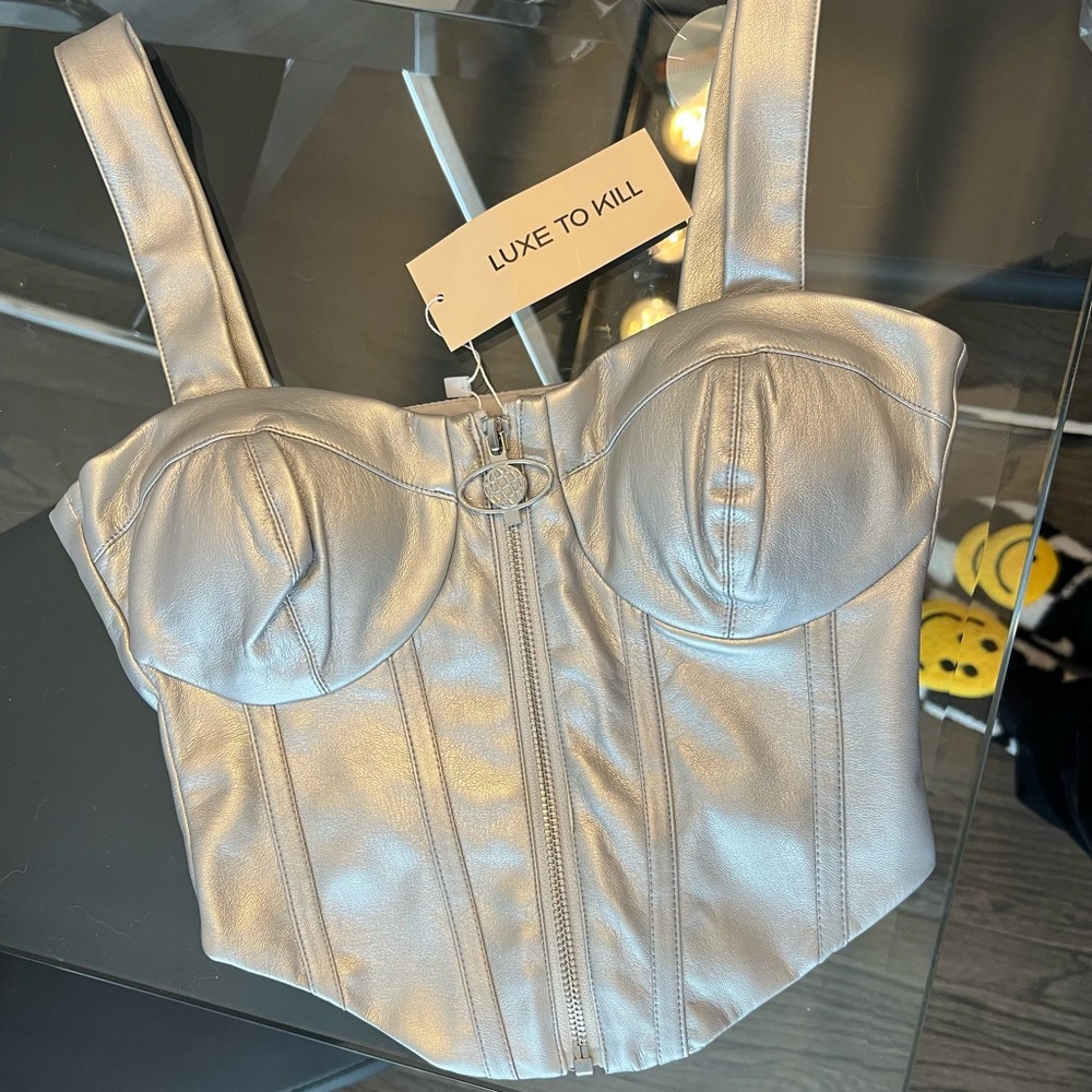 New w tags Luxe to kill corset top. Sooo cute.